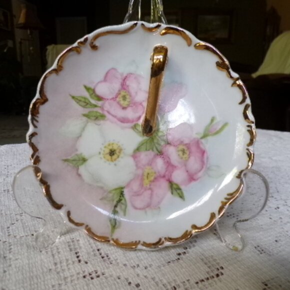 Lorena MacGowan Signed Pink and White Lemon Plate 1961 - Picture 1 of 7